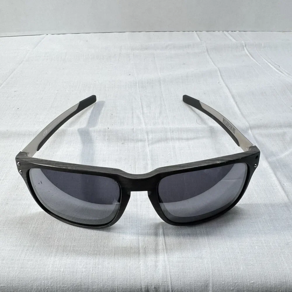 Oakley HOLBROOK MIX Sunglasses OO9384-0457 Woodgrain Frame Black Lens READ*